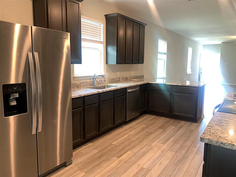 509 Congress Way — Photo 11