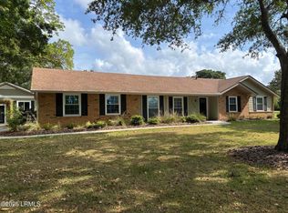 2236 Plantation Dr, Beaufort, SC 29902