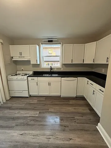1624 West Morgan Avenue - 1519 — Photo 3