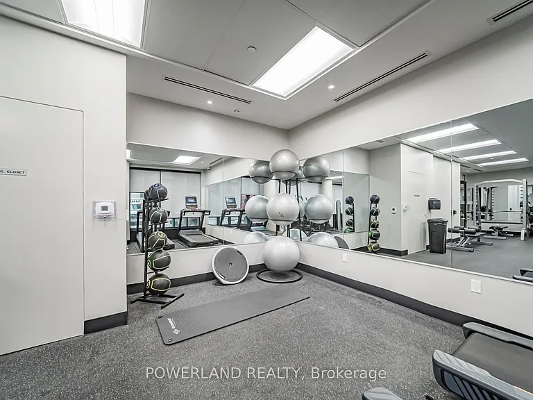 5858 Yonge St #2423 — Photo 38