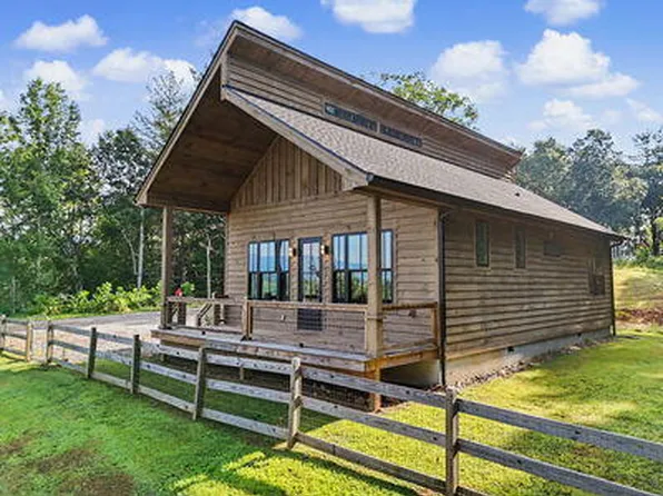 60 Oak Forest Cir, Hayesville, NC 28904