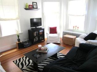 162 Chestnut St #2, Brookline, MA 02445