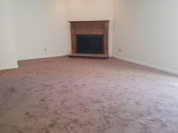 3rd image of 8707 Olde Colony Trl #37