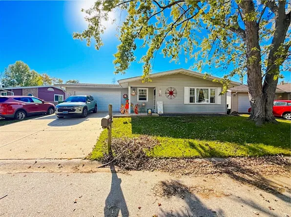 372 Riviera Cir, Valparaiso, IN 46385