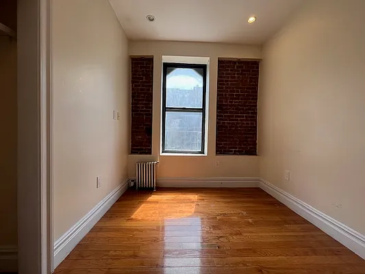 Rented by Oxford Property Group | media 9