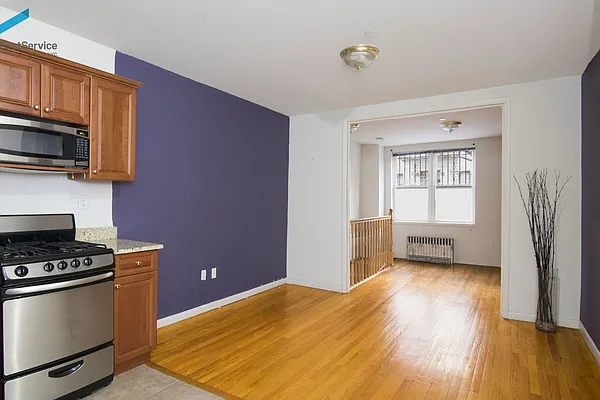 Rented by FirstService Realty (legacy) | media 1