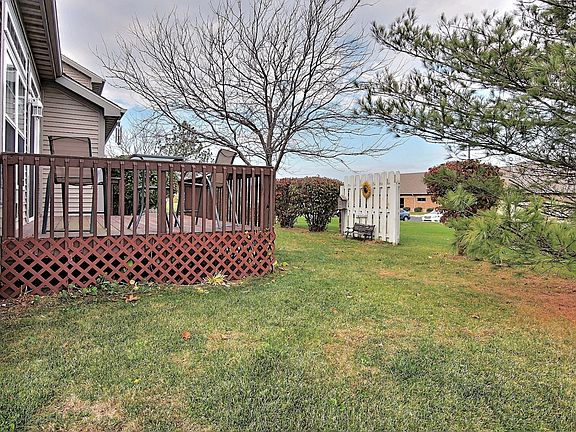 5th image of 6378 Wisteria Avenue