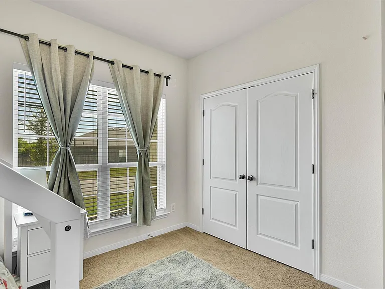 632 Friars Tuck Dr — Photo 18