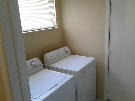 5th image of 5668 Drake Hollow Dr W
