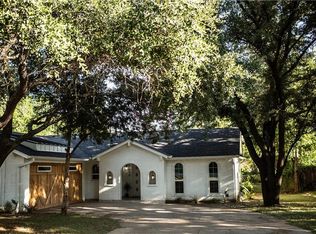 5416 Fossil Dr, Haltom City, TX 76117