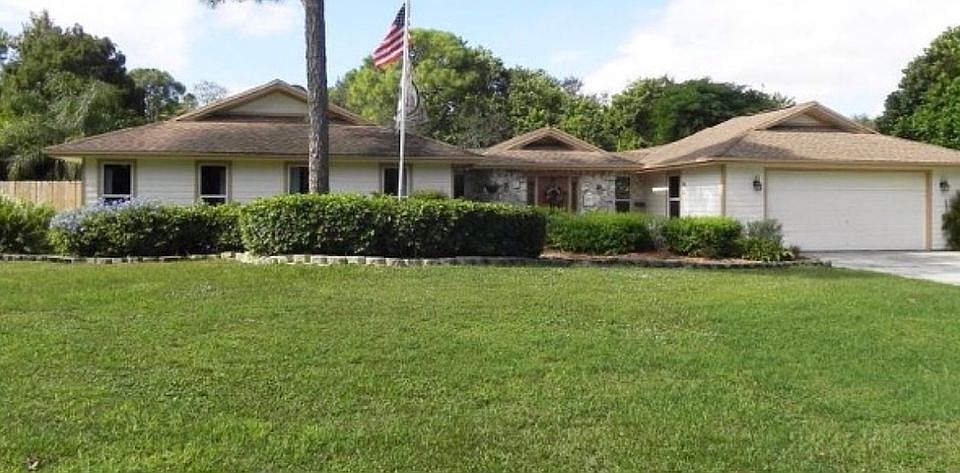 1st image of 3390 SW Hickory Pl