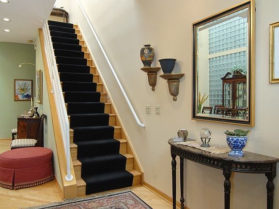 3rd image of 2110 N Clifton Ave