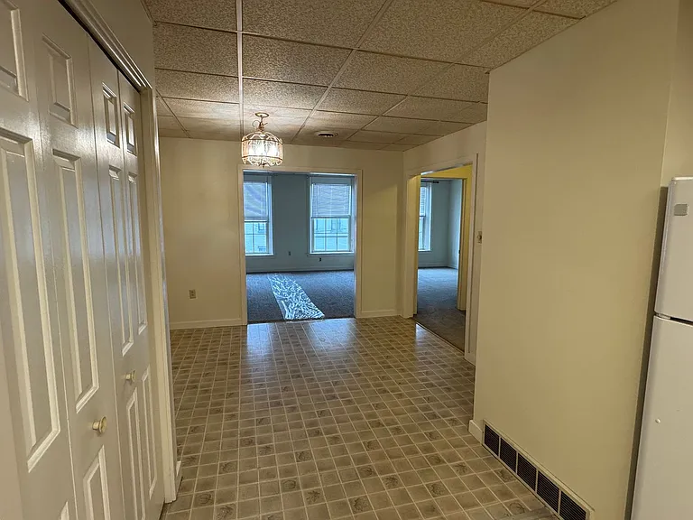 116 W. Market St. — Photo 5