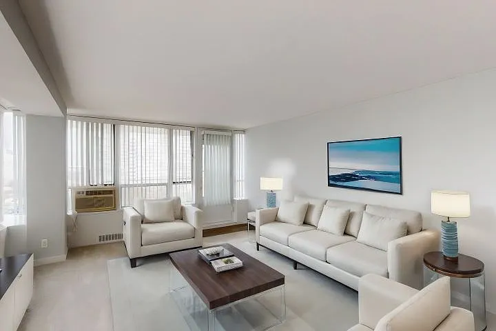 Dining/Living room