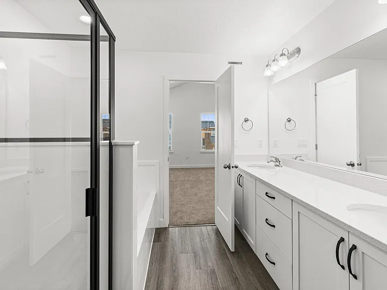 2040 W 775 N — Photo 9