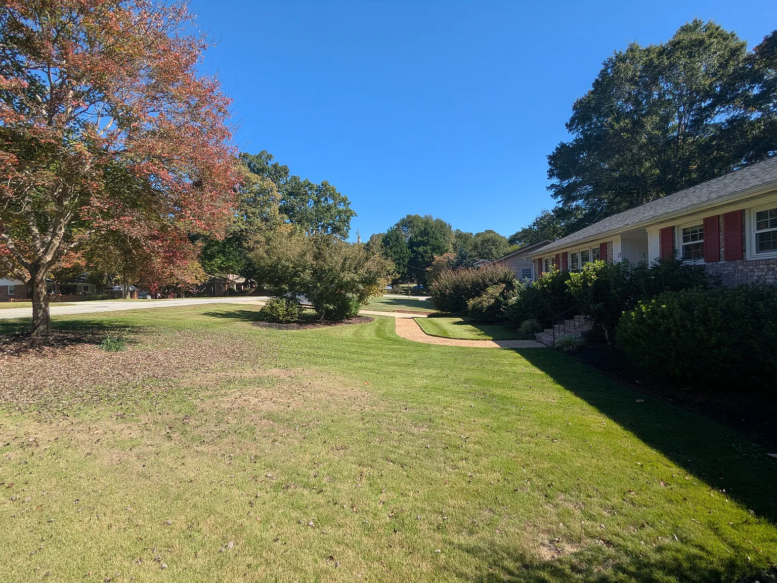 4 bed, 3255 sqft, $2,495 — Photo 2