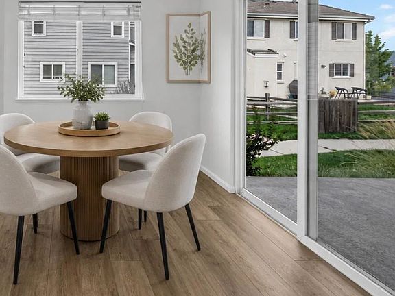 5th image of 745 Diamond Rim Dr