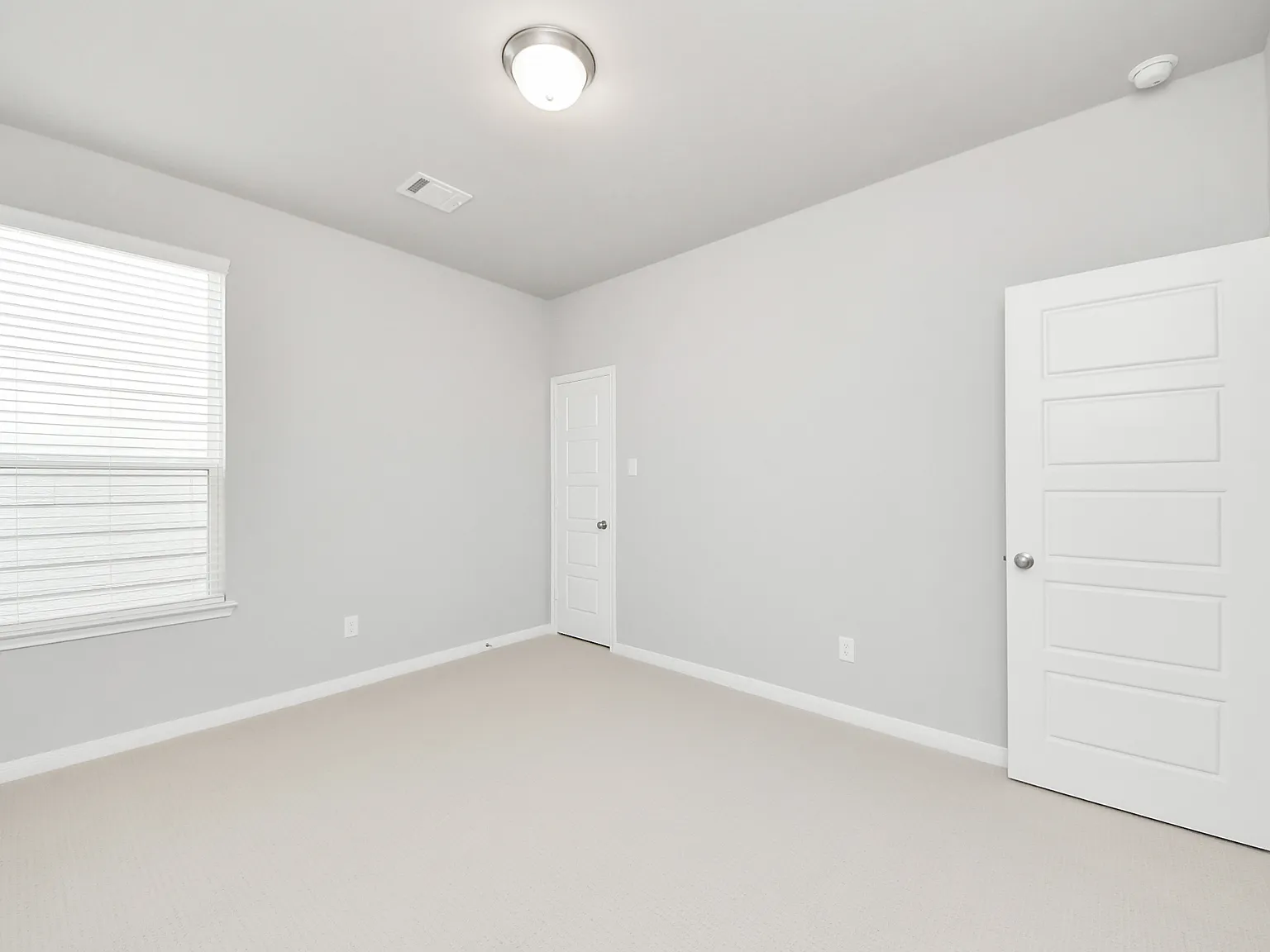 4 bed, 3.5 bath, 2656 sqft, $3,350 — Photo 4