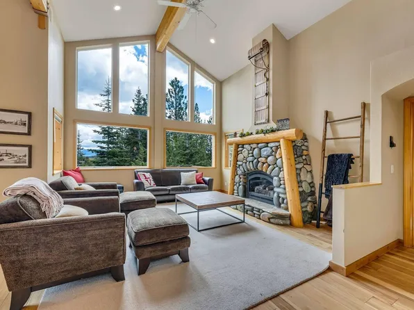 12983 Stockholm Way, Truckee, CA 96161