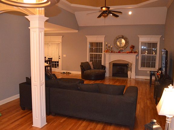2nd image of 4708 Smitty Dr
