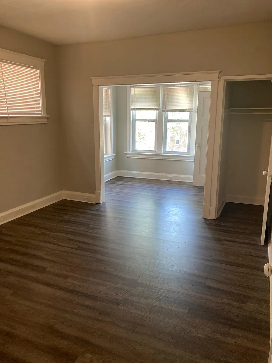Building Photo - 841 Westgate Ave #1N