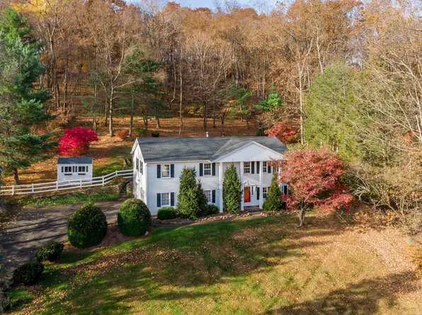 42 East Gate Road, Danbury, CT 06811