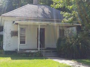 627 W 7th St, York, NE 68467