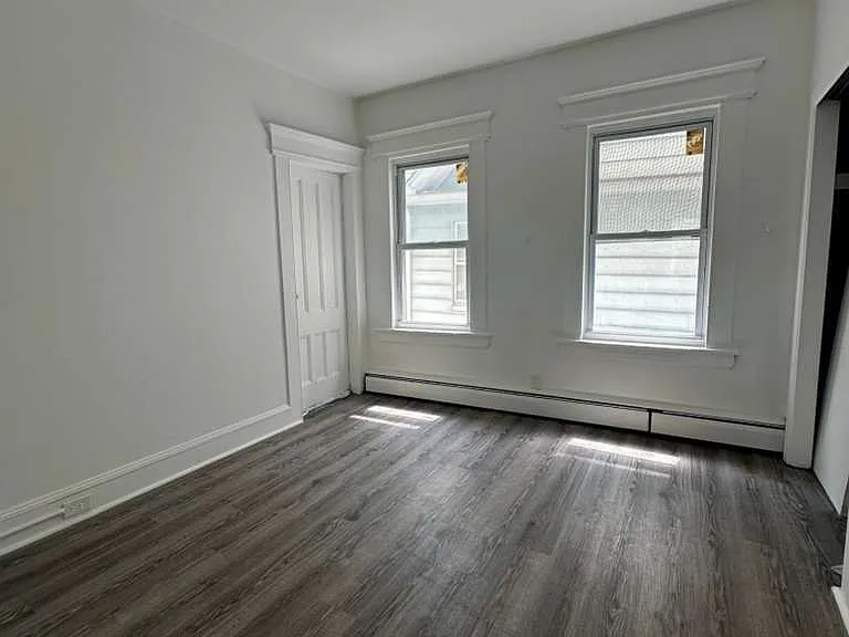 690 William St #2 — Photo 5