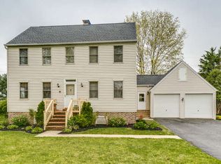 1519 Mallard Point Dr, Palmyra, PA 17078