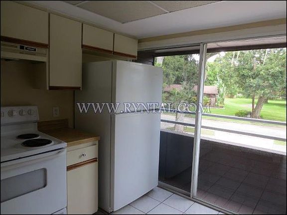 3rd image of 1937 Panama Dr APT 5