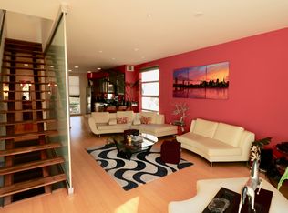52 Loop 22, Emeryville, CA 94608