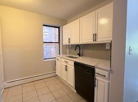 205 Monticello Ave, Jersey City, NJ