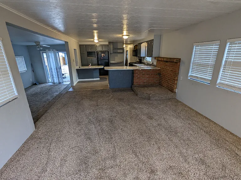 2424 Kara Ct — Photo 4