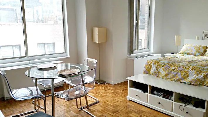 Rented by Level Group | media 21