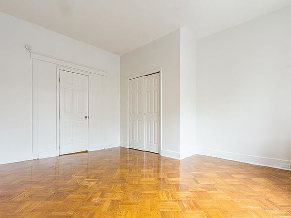 3rd image of 203 Virginia Ave