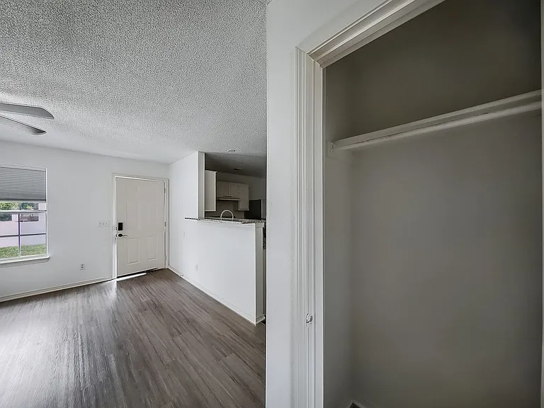 1001 Main St SE #2 — Photo 16