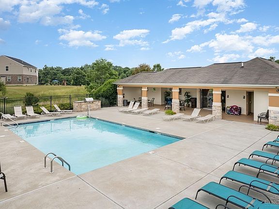 3rd image of 7276 Villa Ln