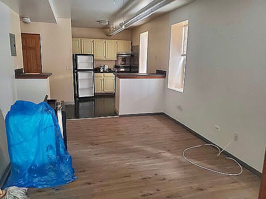 1st image of 2773 University Ave #1