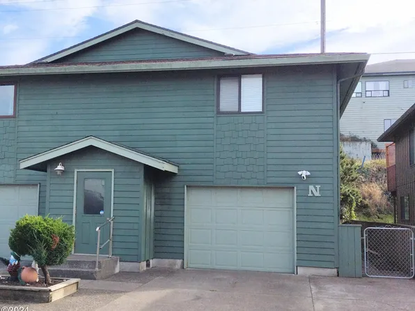 630 SW Fall St APT N, Newport, OR 97365