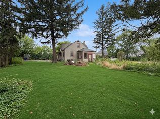 1561 N Gary Ave, Wheaton, IL