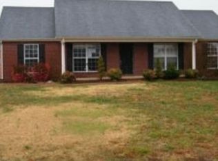 418 Autumn Glenn Dr, Murfreesboro, TN 37129