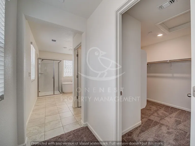 638 Valencia St — Photo 24