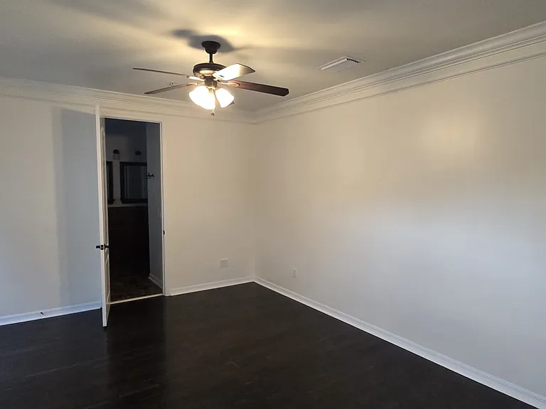 1523 Hanks Ave — Photo 34