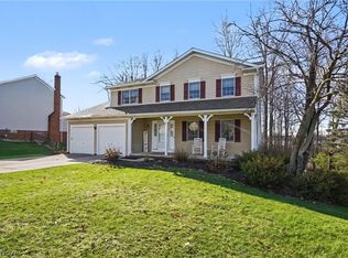 1282 Berkshire Dr, Macedonia, OH 44056