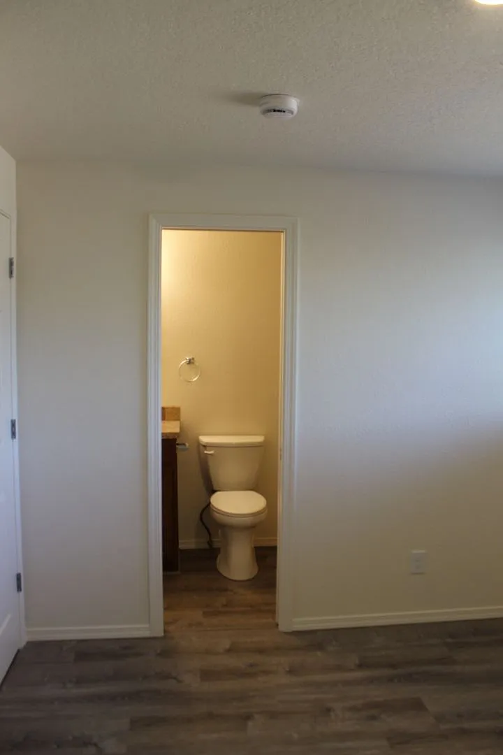 3 Bed 2 Bath Hillsboro Ranch — Photo 3