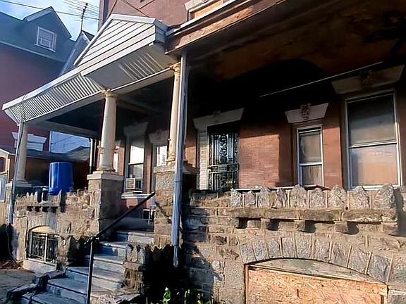 3rd image of 2819 W Somerset St