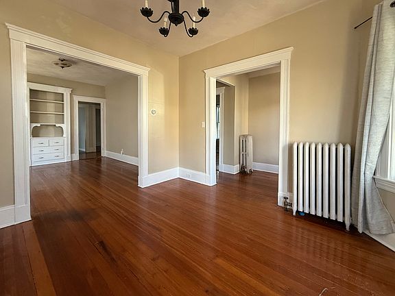 4th image of 45 Warner St #1B