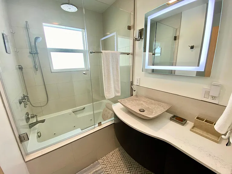 1302 N Meadows Ave — Photo 17