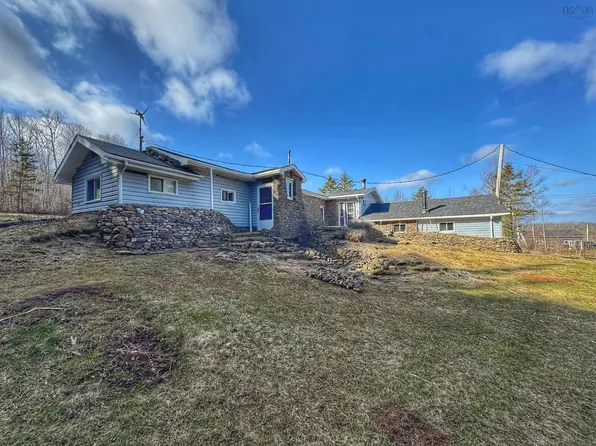 102 E Torbrook Rd S, Annapolis, NS B0P 1W0