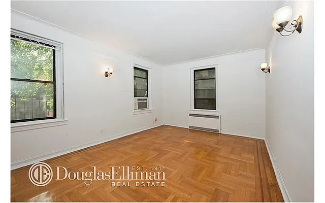Rented by Douglas Elliman | media 131